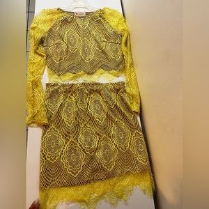 Yellow lace set with beige undercover! Super cute and sexy